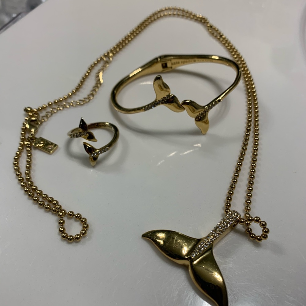 Kate spade whale set